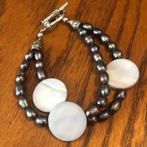 Simulated pearl and shell bracelet
